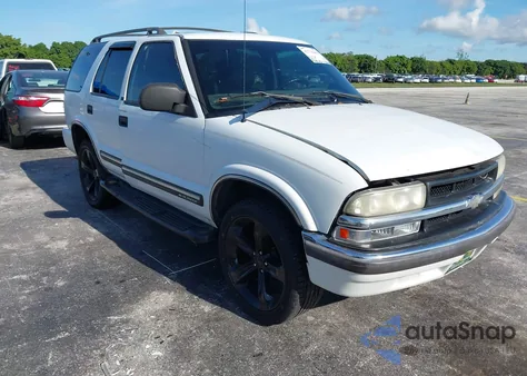 2001 Chevrolet Blazer Lt z USA, uszkodzony, nr VIN 1GNCS13W312154972